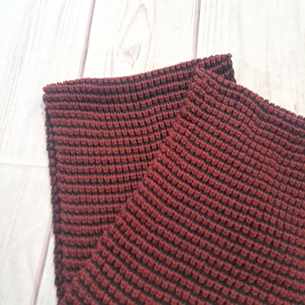 Rampage Burgundy And Black  Infinity Scarf